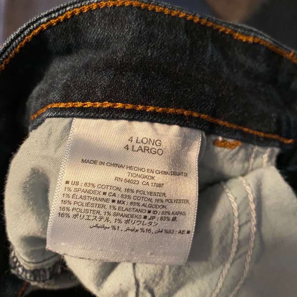 Jeans - Picture 3 of 4